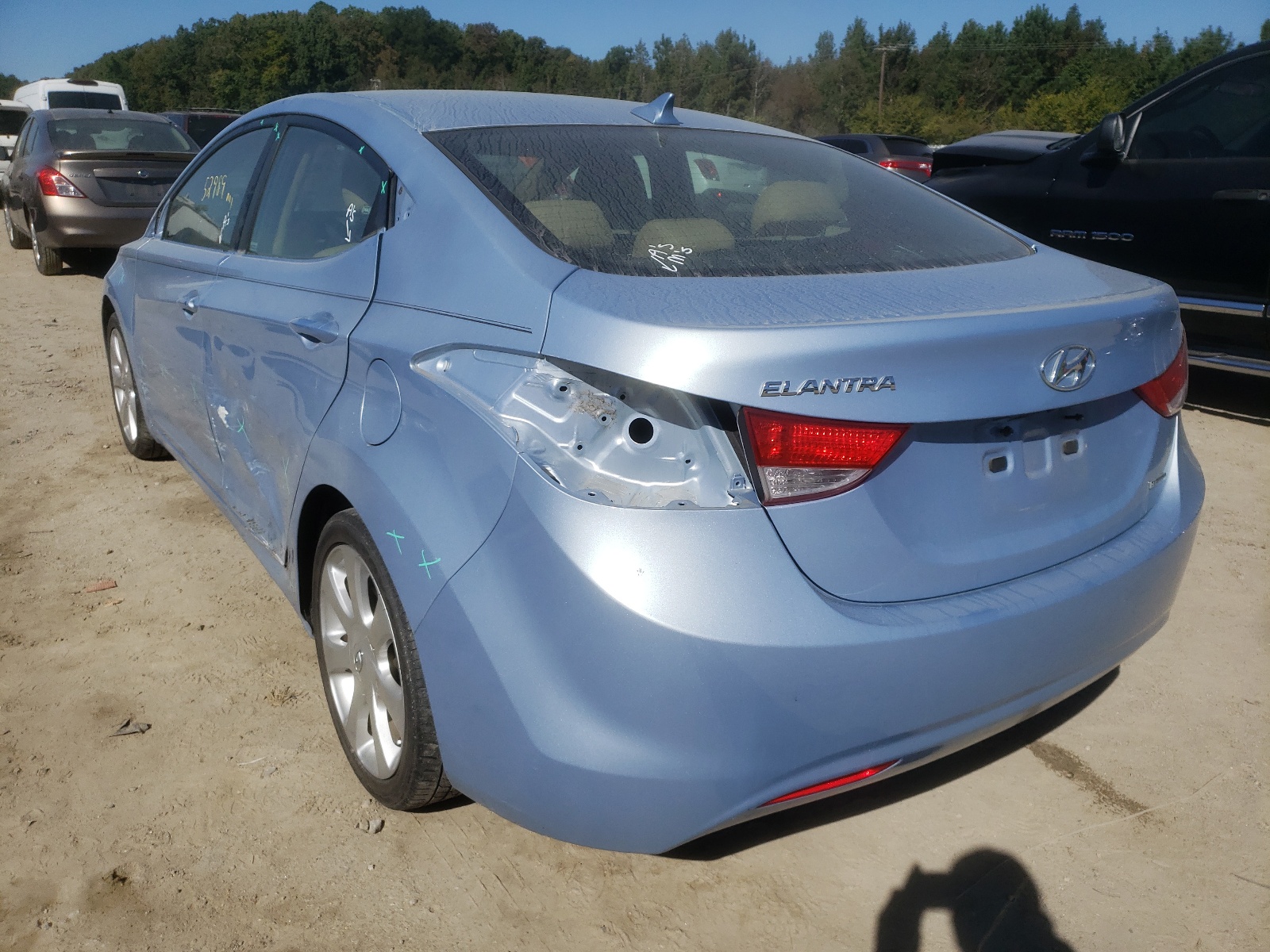Photo 3 from auction – 2011 HYUNDAI ELANTRA GL with VIN KMHDH4AE0BU125664