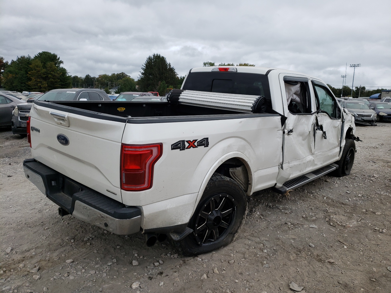 Photo 4 from auction – 2016 FORD F150 SUPER with VIN 1FTFW1EF5GFB85603
