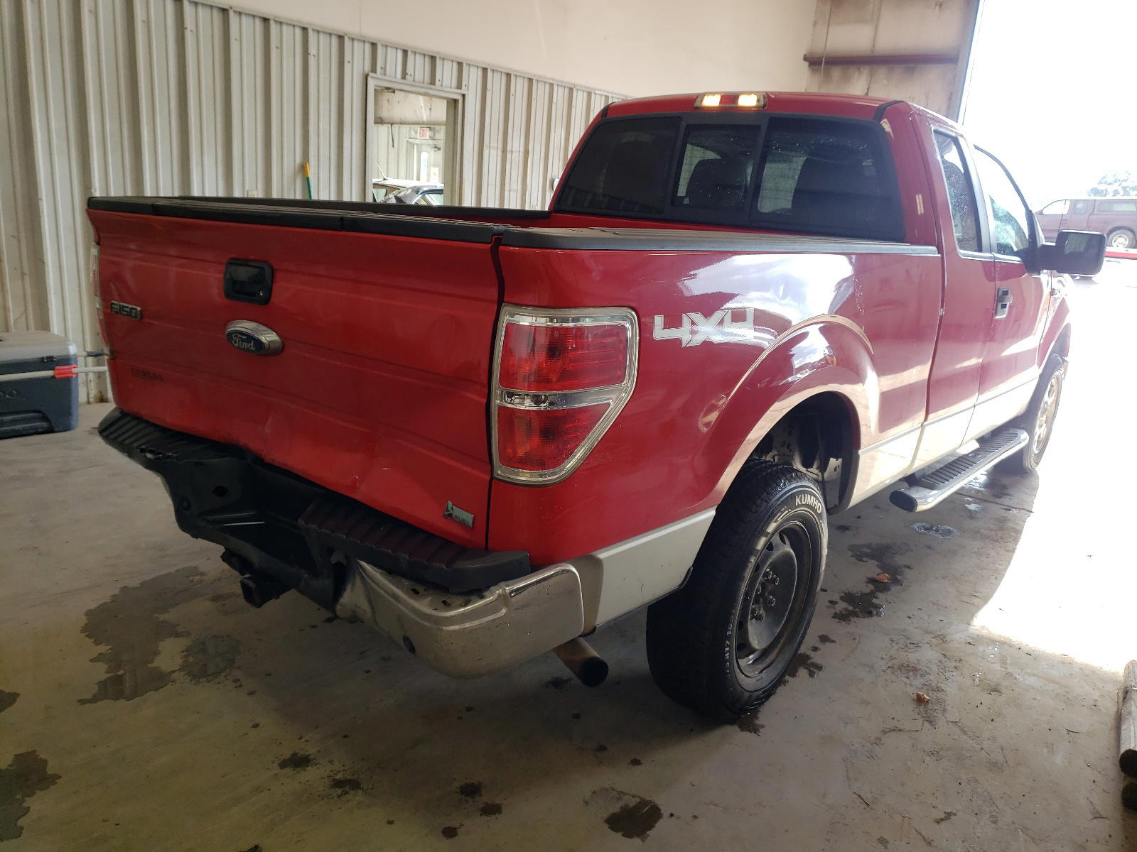 Photo 4 from auction – 2010 FORD F150 SUPER with VIN 1FTFX1EV4AFD51637