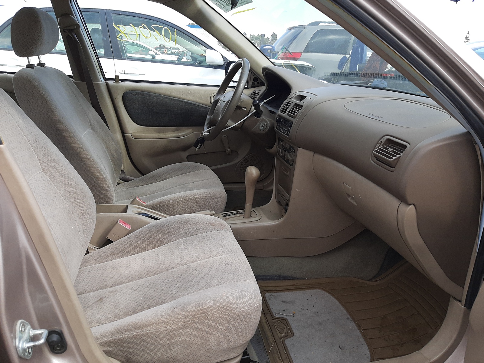 Photo 5 from auction – 2001 TOYOTA COROLLA CE with VIN 1NXBR12E51Z448320