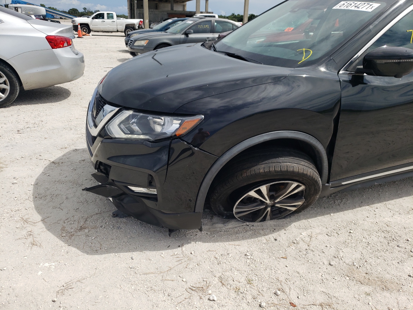 Photo 9 from auction – 2018 NISSAN ROGUE S with VIN JN8AT2MT9JW463253