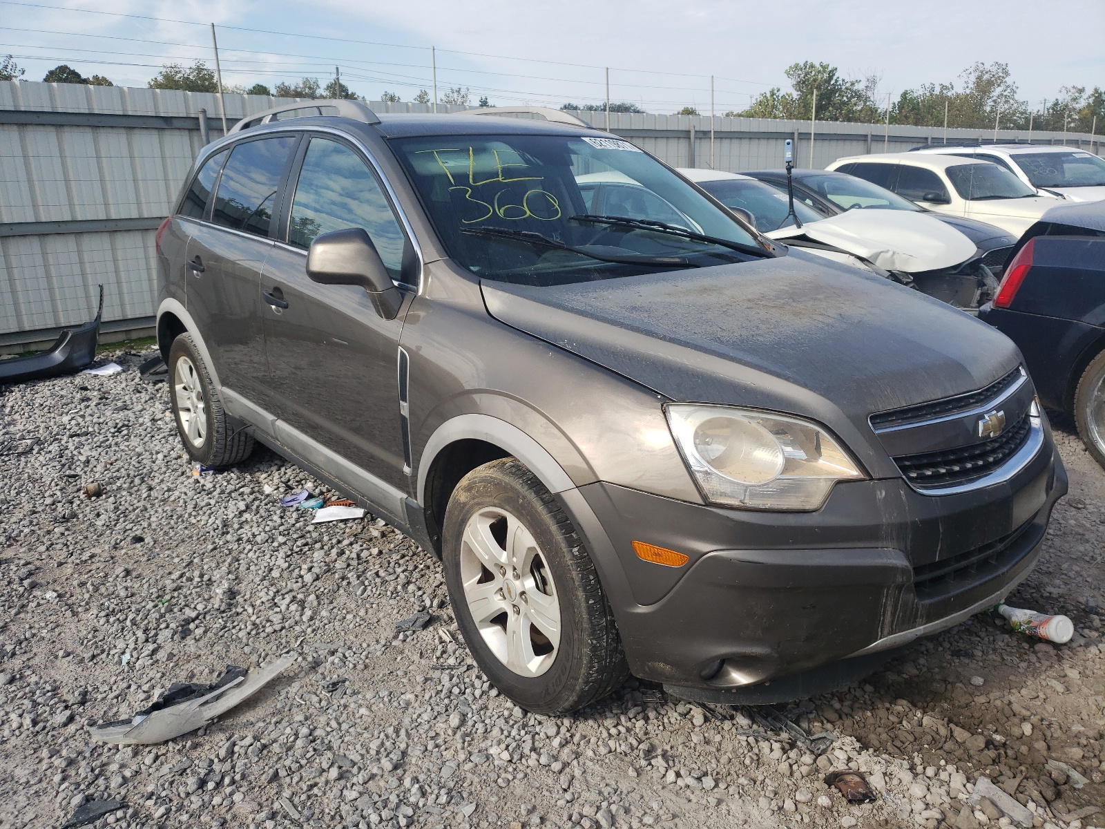 CHEVROLET CAPTIVA LS 2014 with VIN 3GNAL2EKXES596405 - Photo from auction