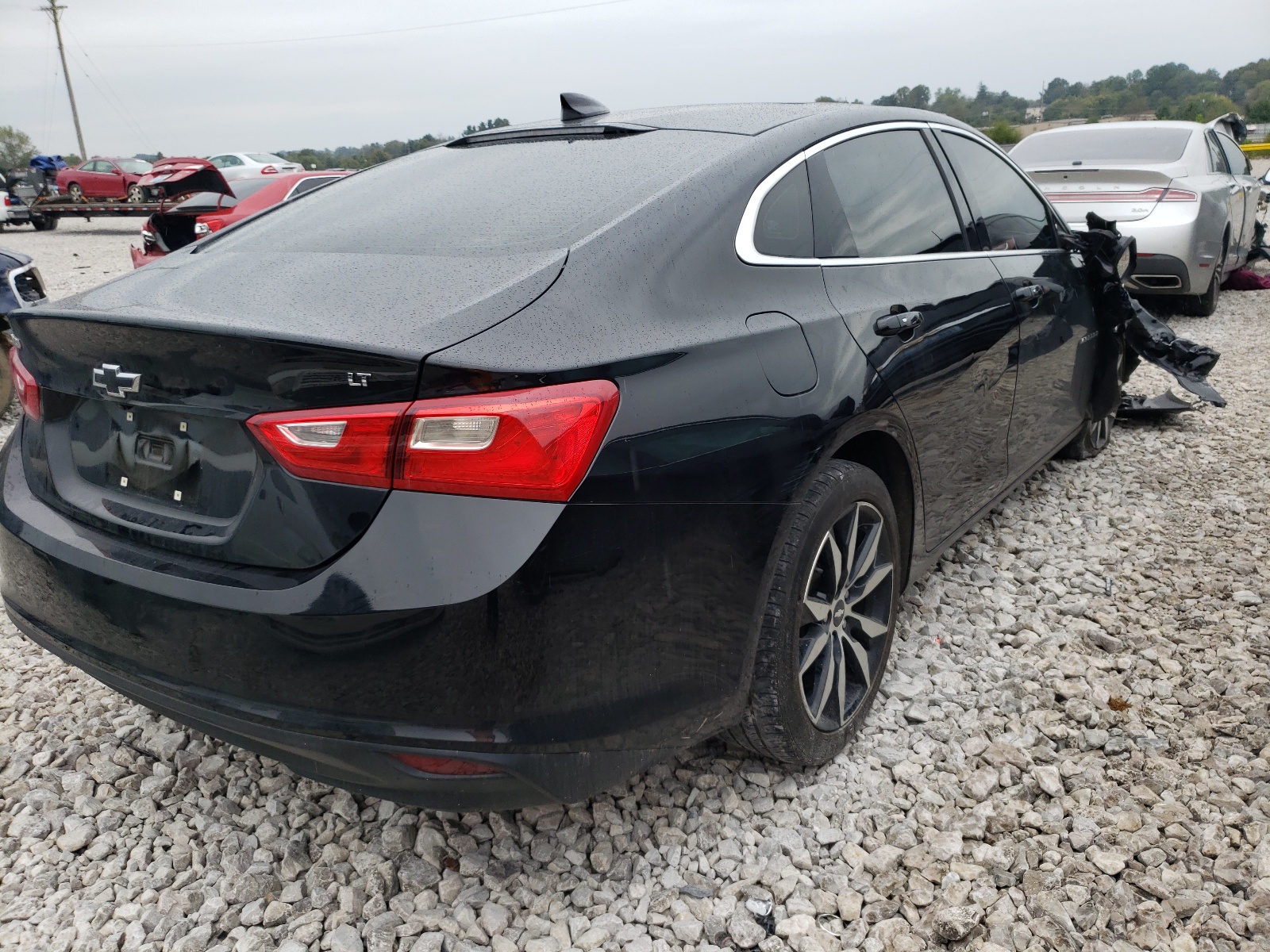 Photo 4 from auction – 2018 CHEVROLET MALIBU LT with VIN 1G1ZD5ST1JF227849