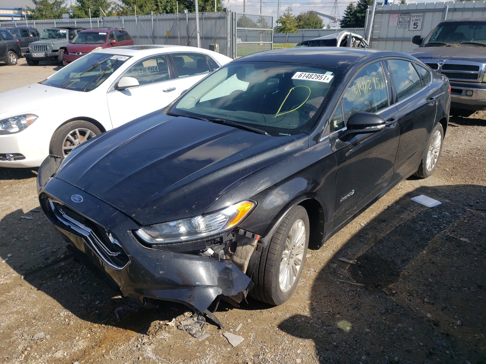 Photo 2 from auction – 2013 FORD FUSION SE with VIN 3FA6P0LU4DR176839