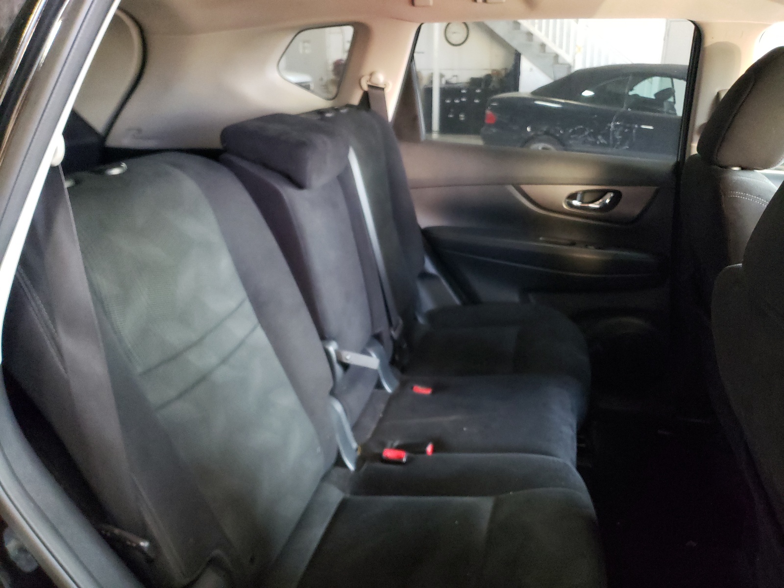 Photo 6 from auction – 2014 NISSAN ROGUE with VIN 5N1AT2MT0EC870456