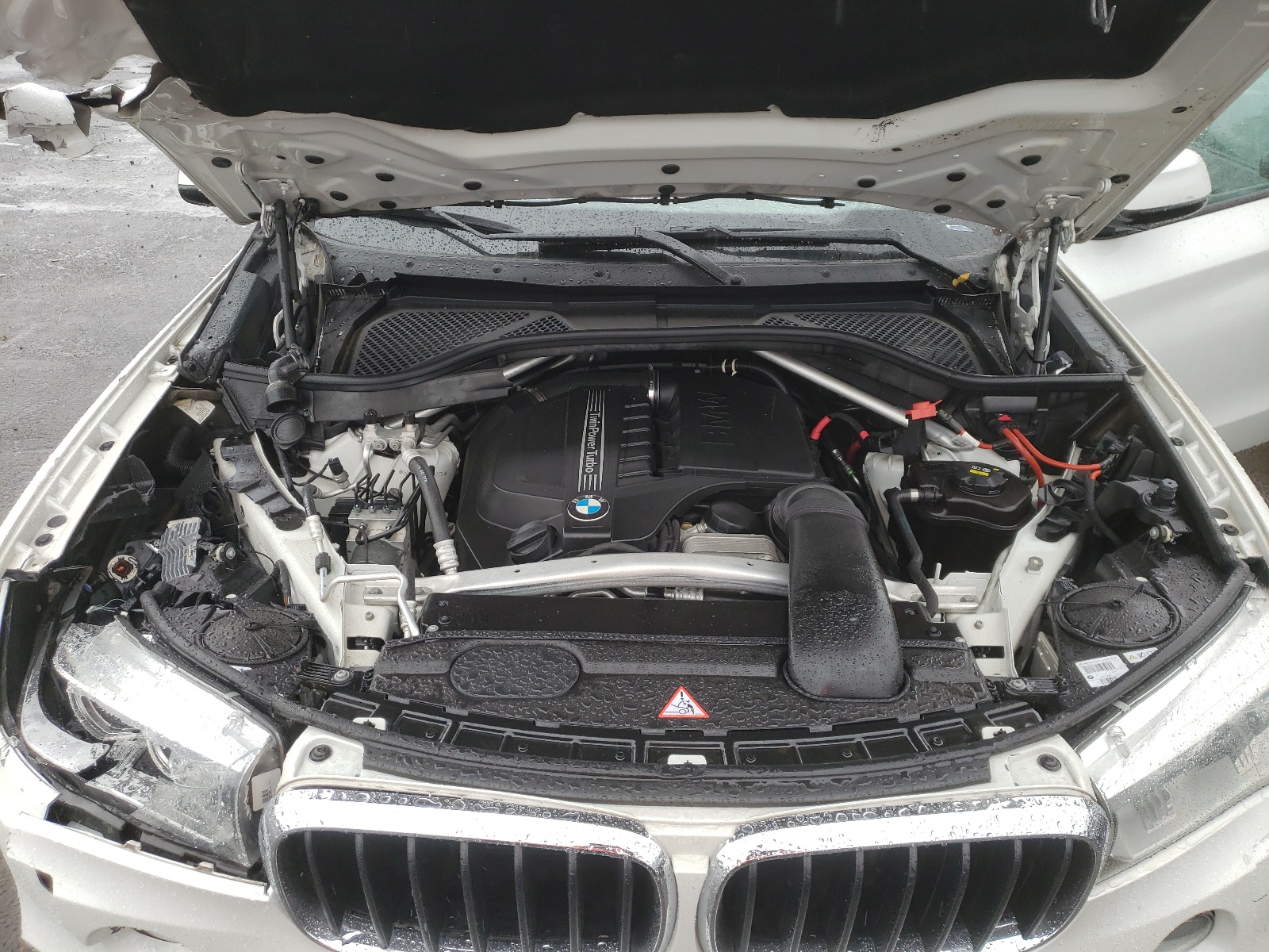 Photo 7 from auction – 2014 BMW X5 XDRIVE3 with VIN 5UXKR0C56E0K47373