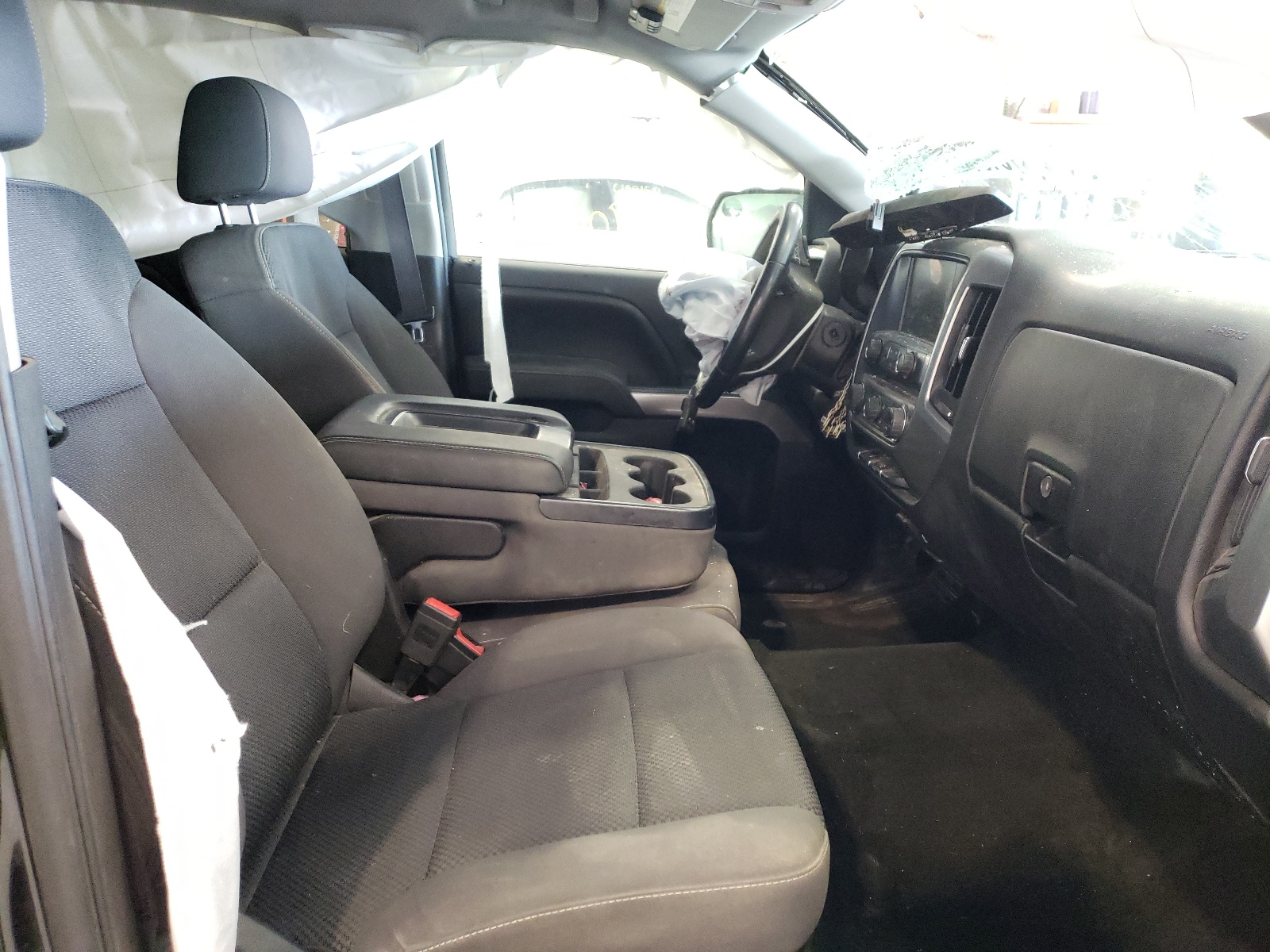 Photo 5 from auction – 2017 CHEVROLET SILVERADO with VIN 3GCUKREC8HG307068