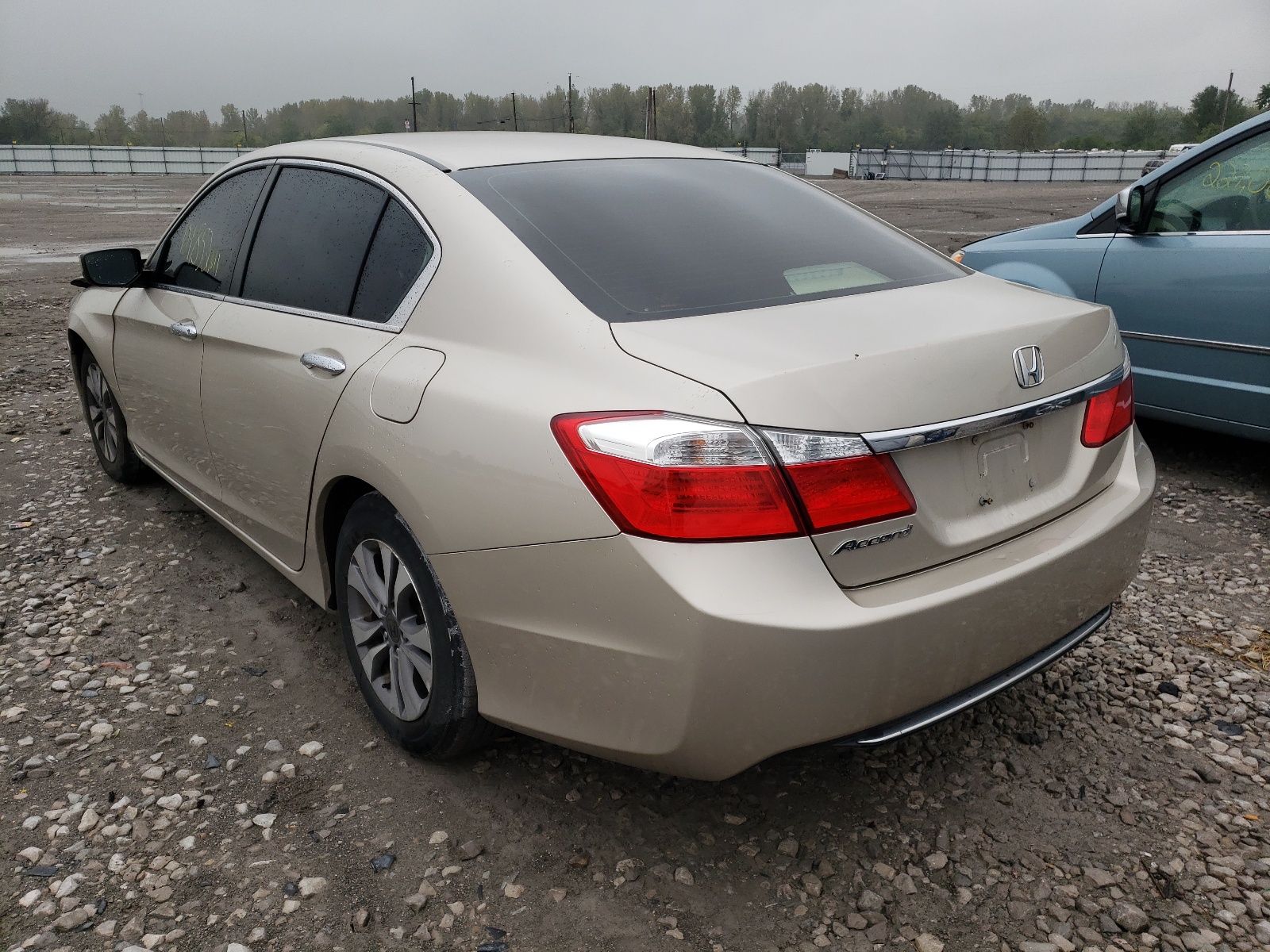 Photo 3 from auction – 2015 HONDA ACCORD LX with VIN 1HGCR2F32FA049317