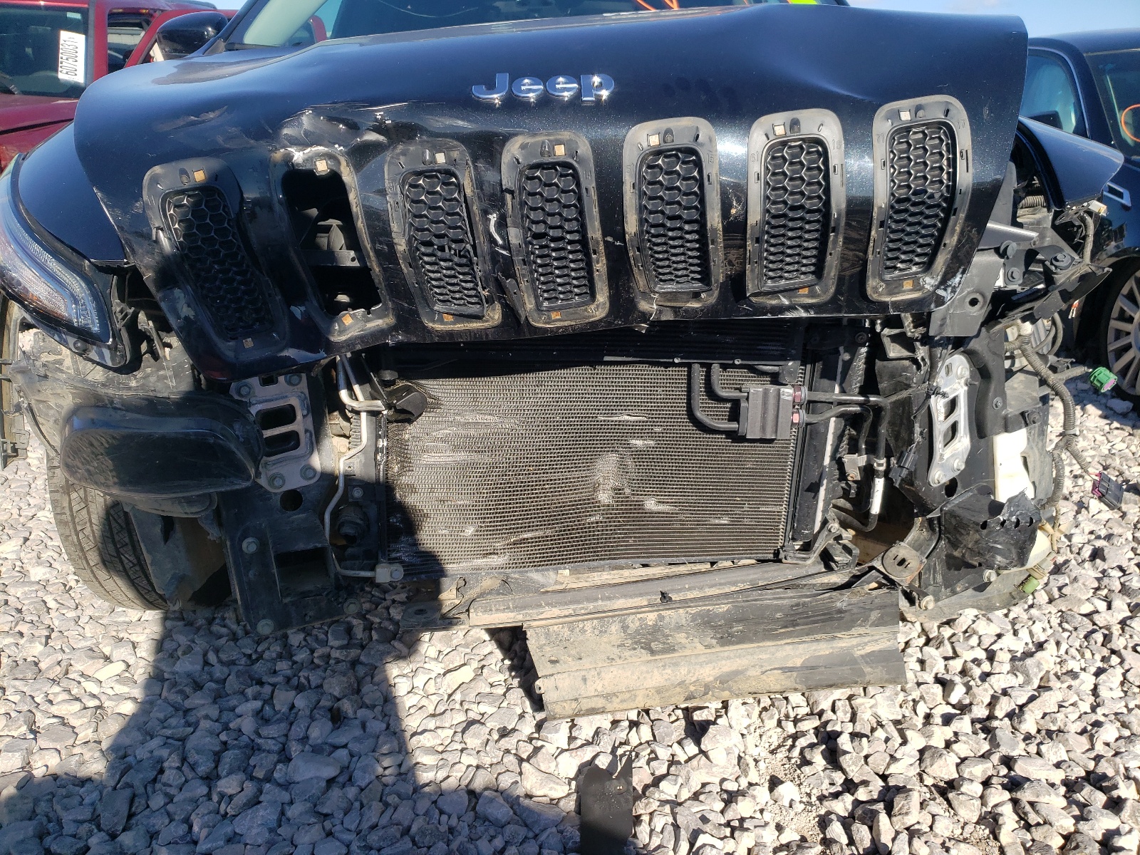 Photo 9 from auction – 2014 JEEP CHEROKEE L with VIN 1C4PJMCB3EW193118
