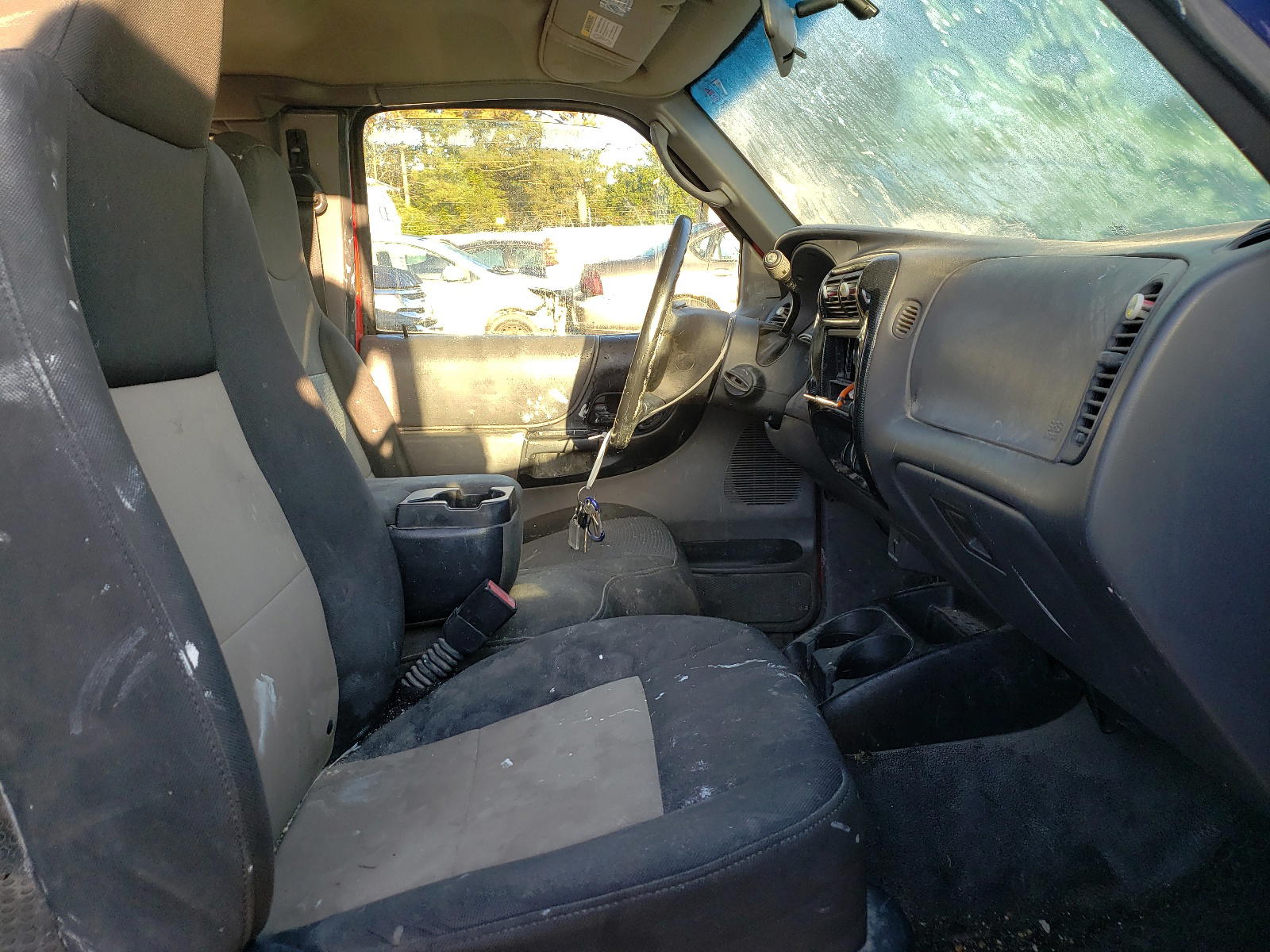 Photo 5 from auction – 2003 FORD RANGER SUP with VIN 1FTYR44V63TA35117