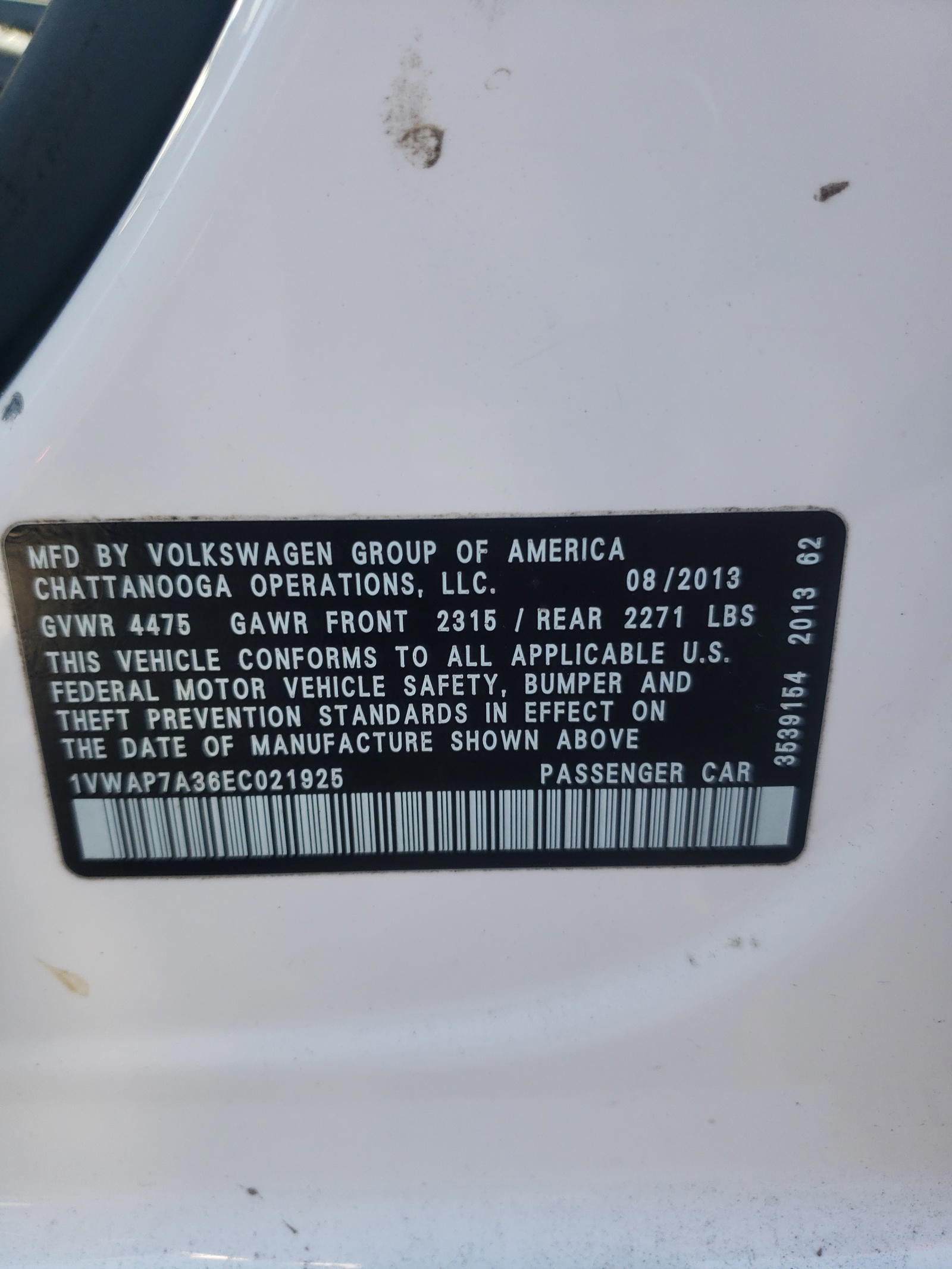 Photo 10 from auction – 2014 VOLKSWAGEN PASSAT S with VIN 1VWAP7A36EC021925
