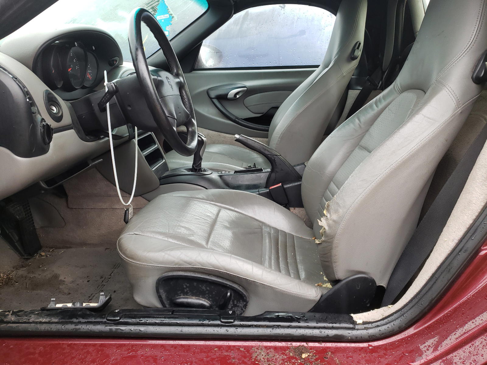 Photo 5 from auction – 2000 PORSCHE BOXSTER with VIN WP0CA298XYU623368