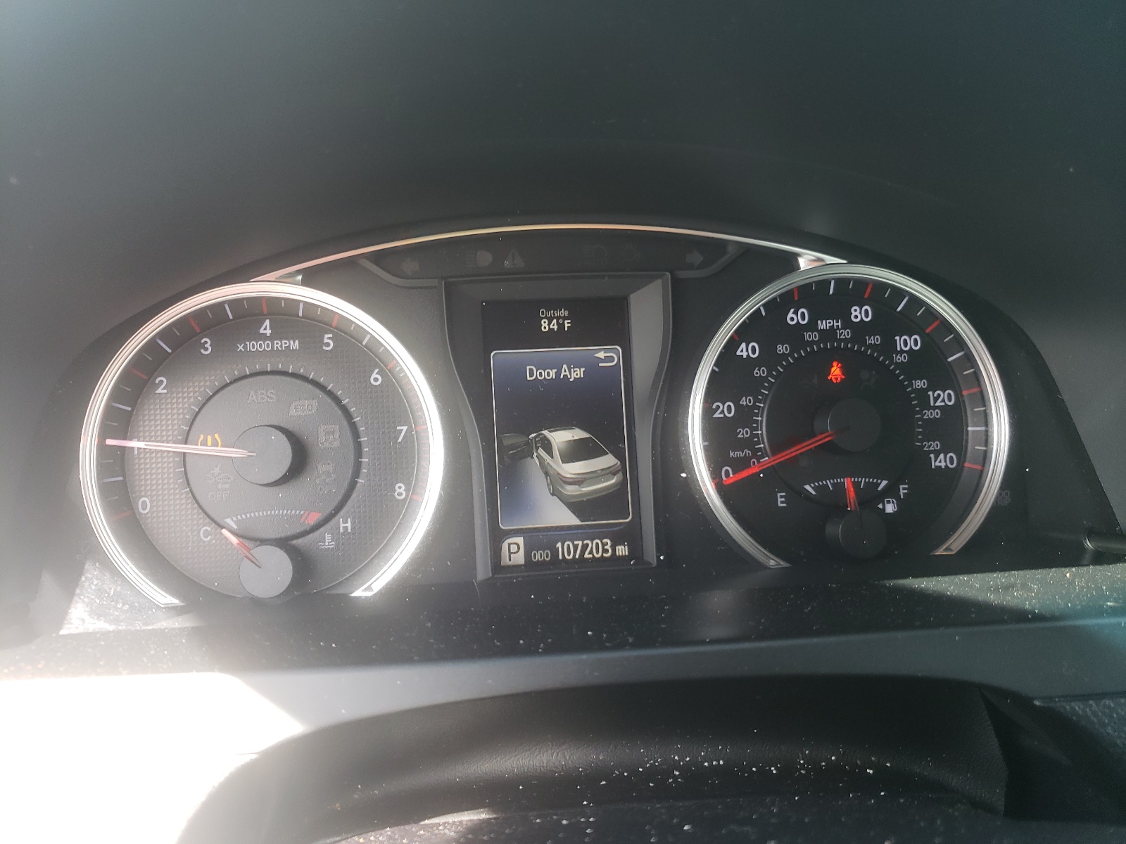 Photo 8 from auction – 2015 TOYOTA CAMRY LE with VIN 4T1BF1FK1FU055897
