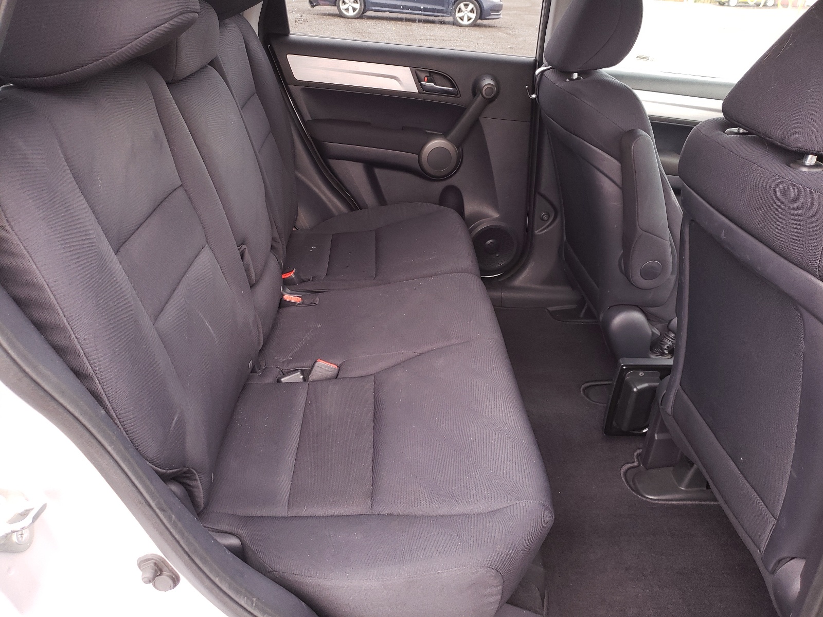 Photo 6 from auction – 2010 HONDA CR-V LX with VIN 5J6RE3H33AL802495