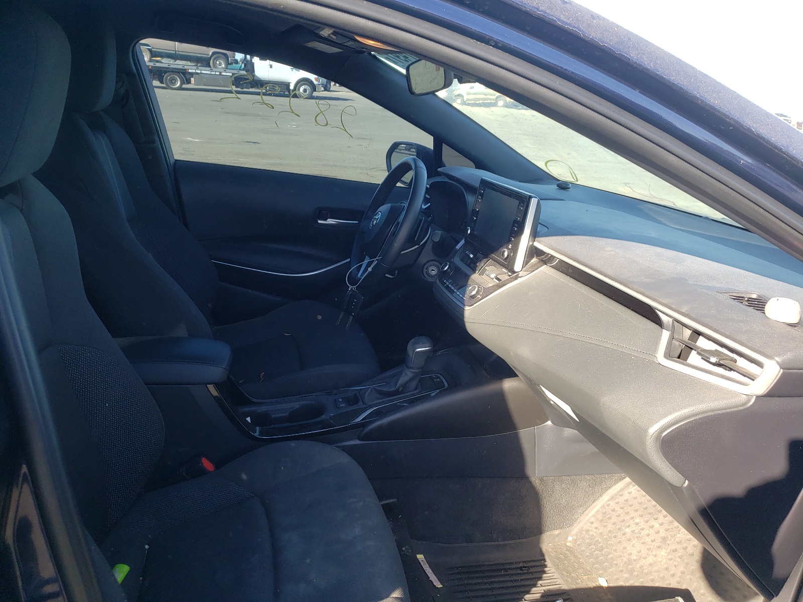 Photo 5 from auction – 2020 TOYOTA COROLLA SE with VIN 5YFS4RCE0LP012068