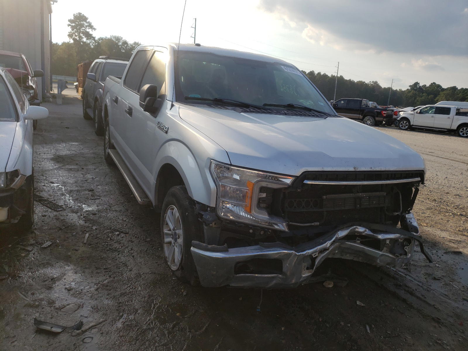 FORD F150 SUPER 2018 with VIN 1FTEW1CB1JFB30438 - Photo from auction