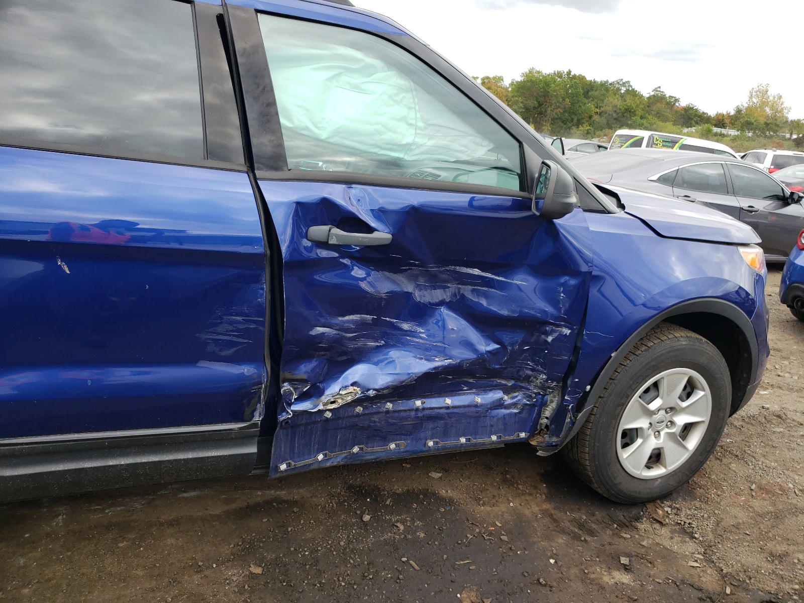 Photo 9 from auction – 2013 FORD EXPLORER with VIN 1FM5K8B86DGB02350