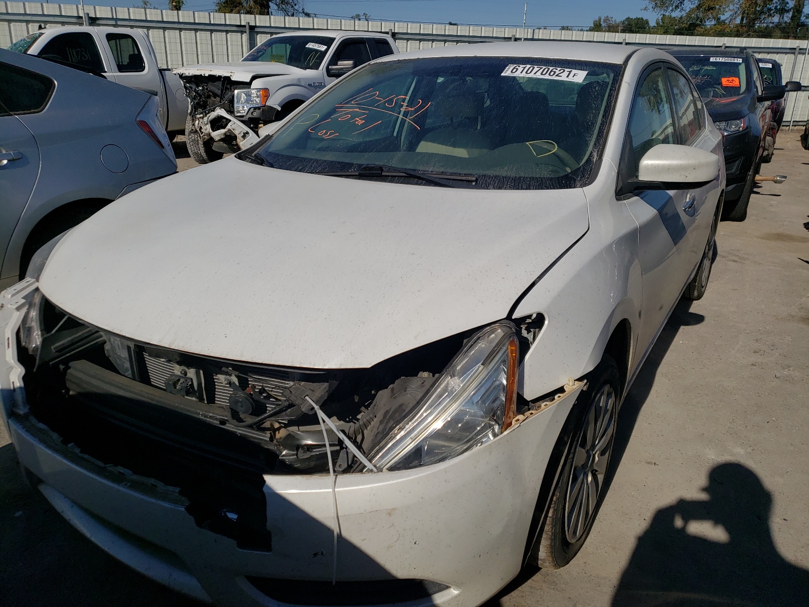 Photo 2 from auction – 2014 NISSAN SENTRA S with VIN 3N1AB7AP5EY326797