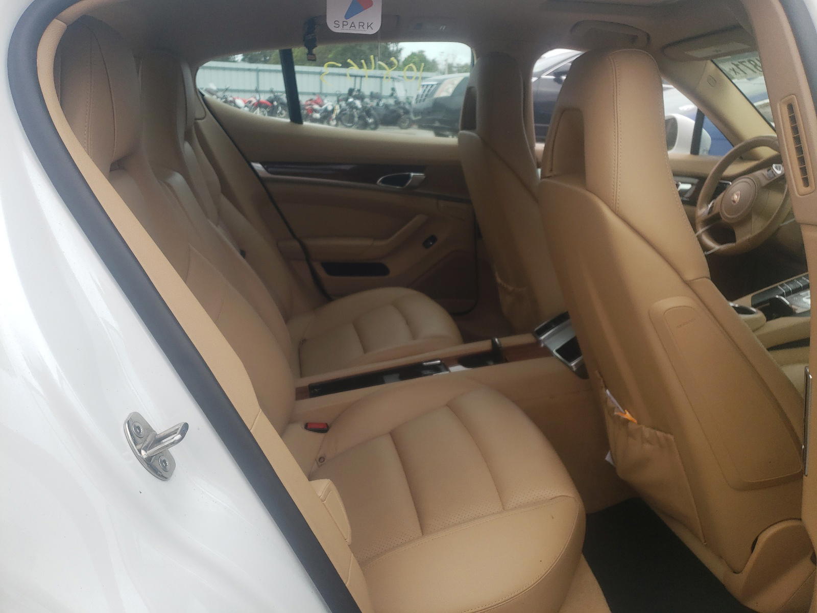 Photo 6 from auction – 2011 PORSCHE PANAMERA 2 with VIN WP0AA2A70BL012482