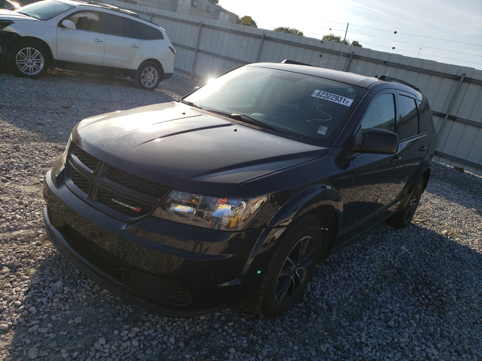 Photo 2 from auction – 2018 DODGE JOURNEY SE with VIN 3C4PDCAB8JT219085