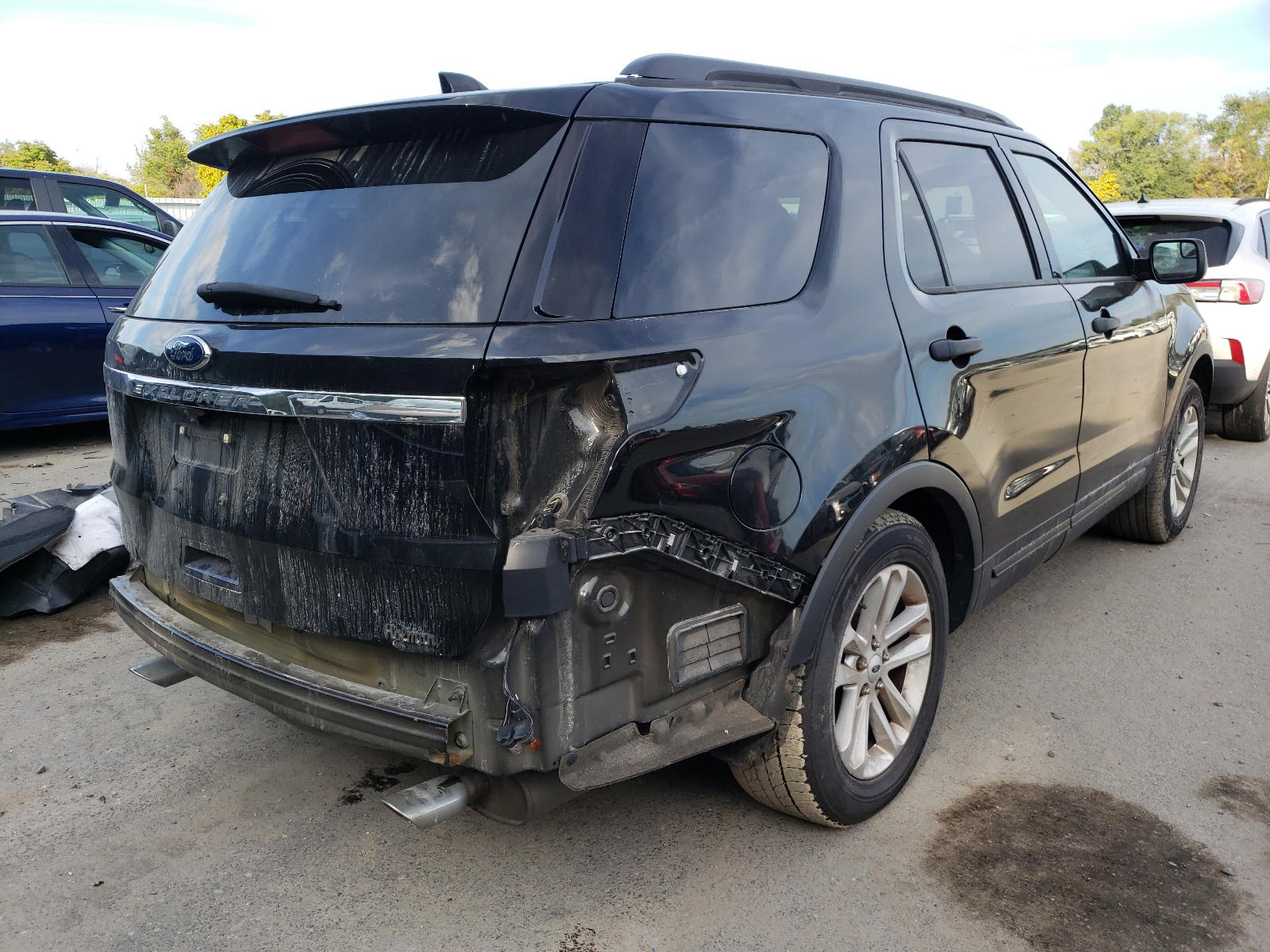 Photo 4 from auction – 2017 FORD EXPLORER with VIN 1FM5K7B83HGC98764