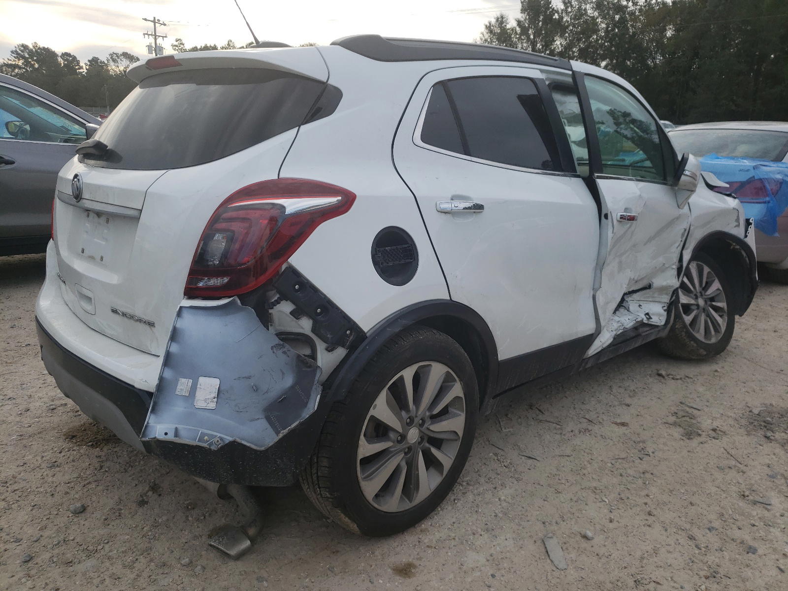 Photo 4 from auction – 2019 BUICK ENCORE PRE with VIN KL4CJASBXKB716680