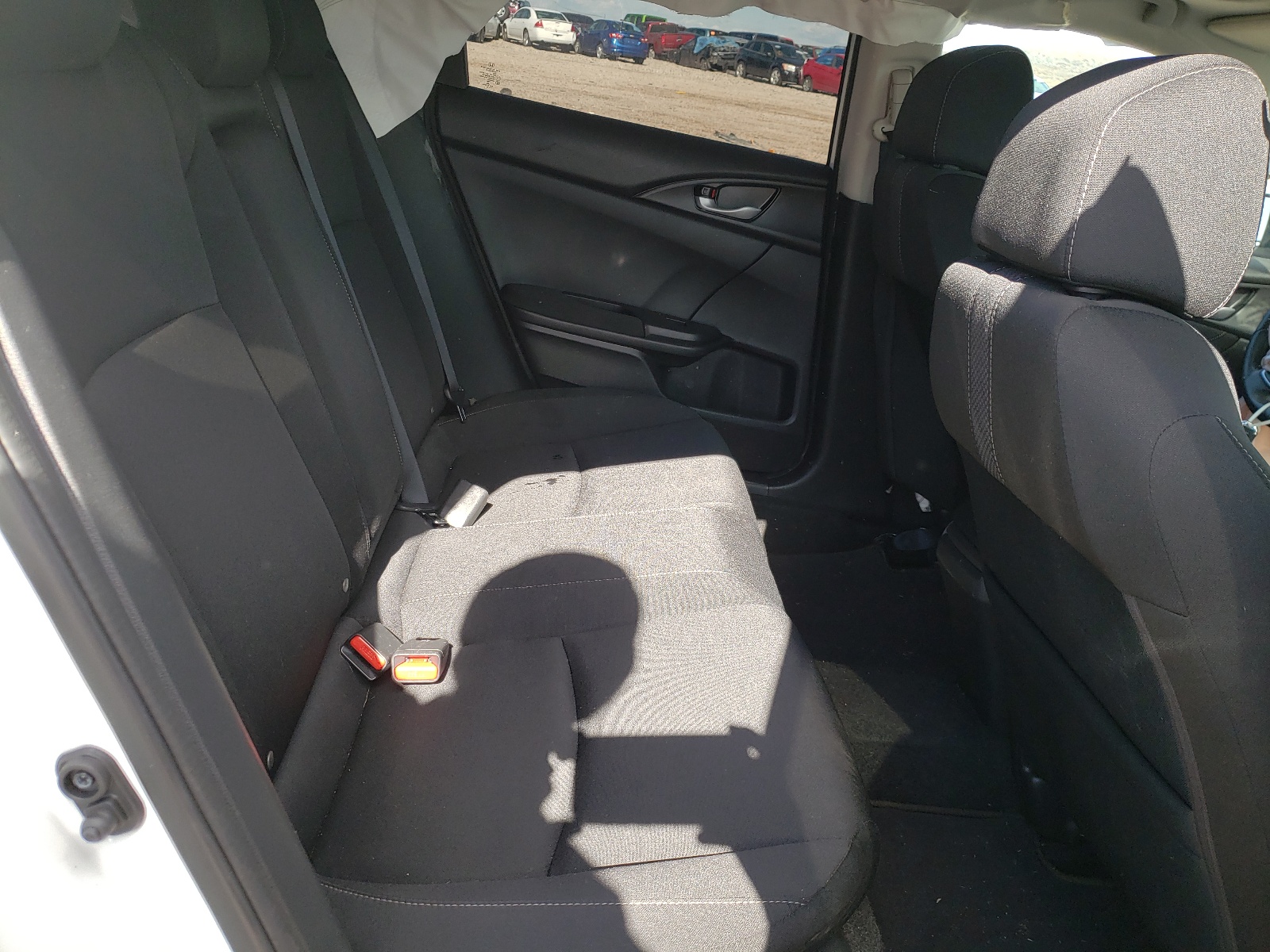 Photo 6 from auction – 2019 HONDA CIVIC EX with VIN 19XFC1F37KE208797