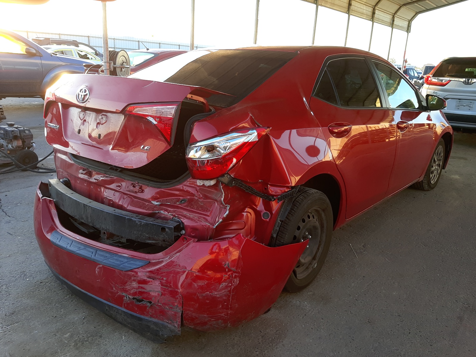 Photo 4 from auction – 2018 TOYOTA COROLLA L with VIN 5YFBURHE4JP843403