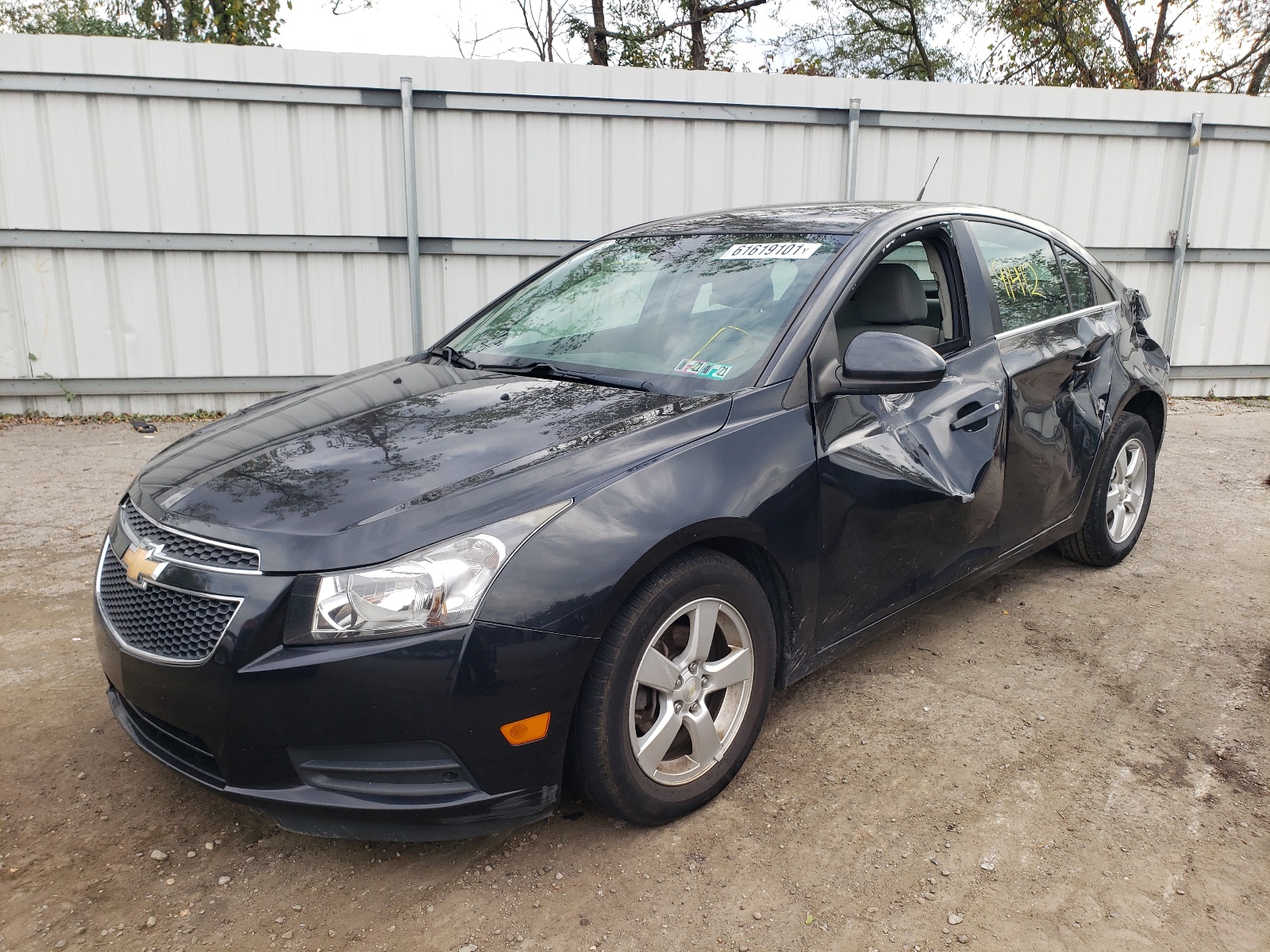 Photo 2 from auction – 2014 CHEVROLET CRUZE LT with VIN 1G1PC5SB4E7368349