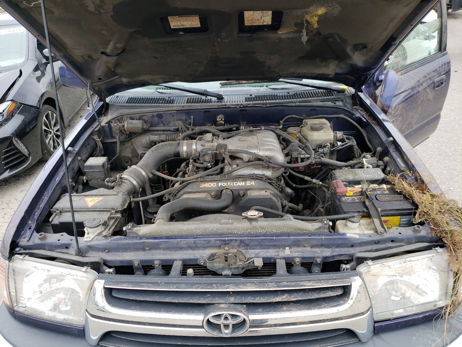 Photo 7 from auction – 2002 TOYOTA 4RUNNER SR with VIN JT3HN86RX20383106