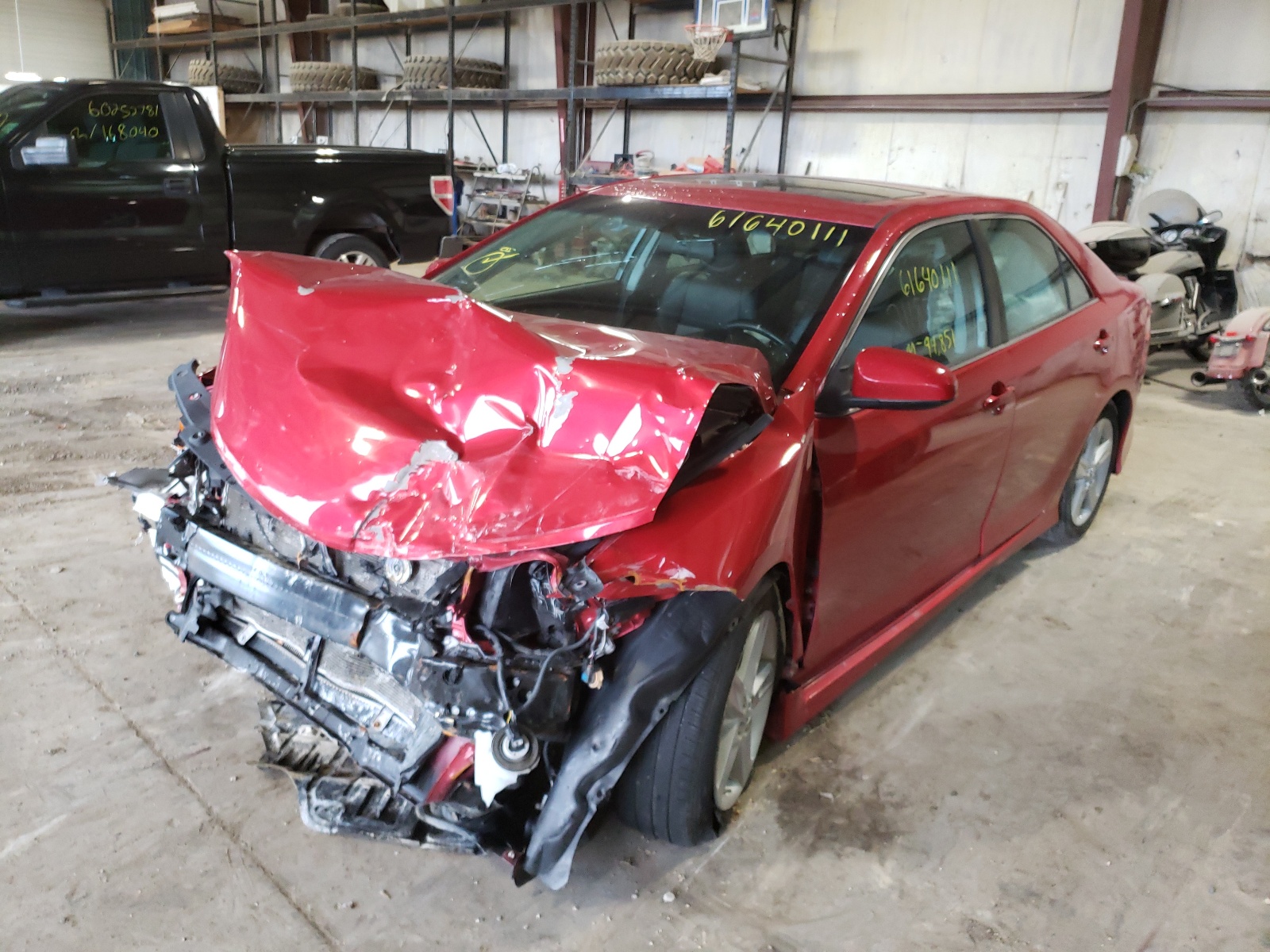 Photo 2 from auction – 2014 TOYOTA CAMRY L with VIN 4T1BF1FKXEU851496