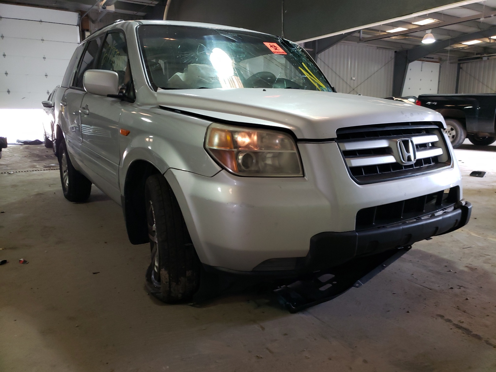 HONDA PILOT VP 2008 z numerem VIN 5FNYF18248B043654 - Zdjęcie z aukcji