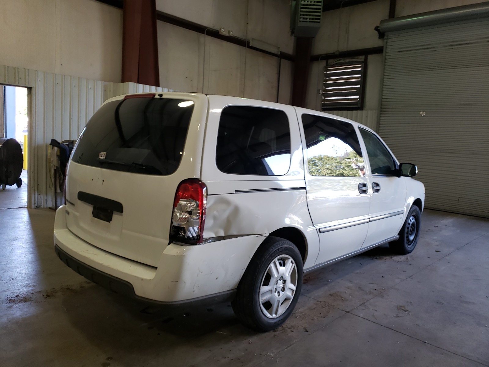 Zdjęcie 4 z aukcji – 2007 CHEVROLET UPLANDER L z VIN 1GNDV23W57D187213