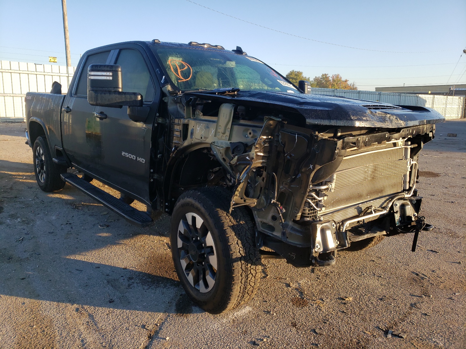 Photo 1 from auction – 2020 CHEVROLET SILVERADO with VIN 1GC4YNEY7LF333089