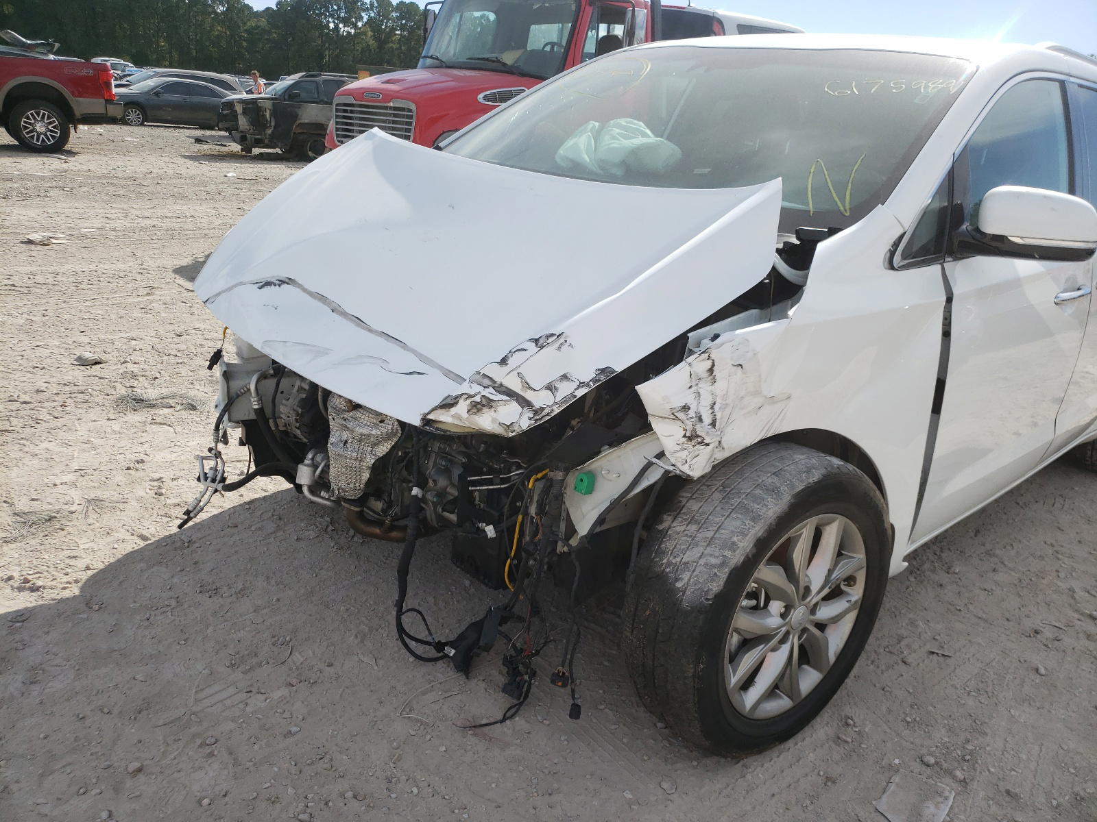 Photo 9 from auction – 2019 KIA SEDONA EX with VIN KNDMC5C19K6537024