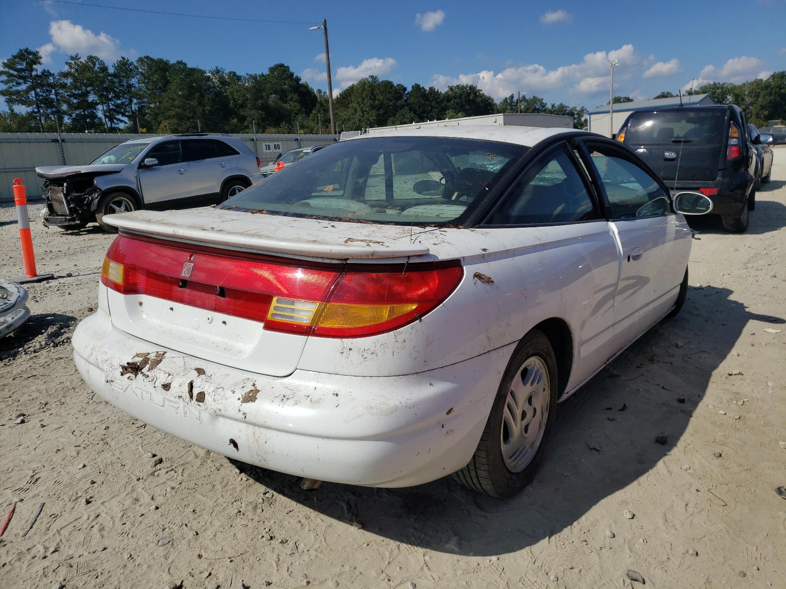Photo 4 from auction – 2000 SATURN SC2 with VIN 1G8ZY1273YZ184738