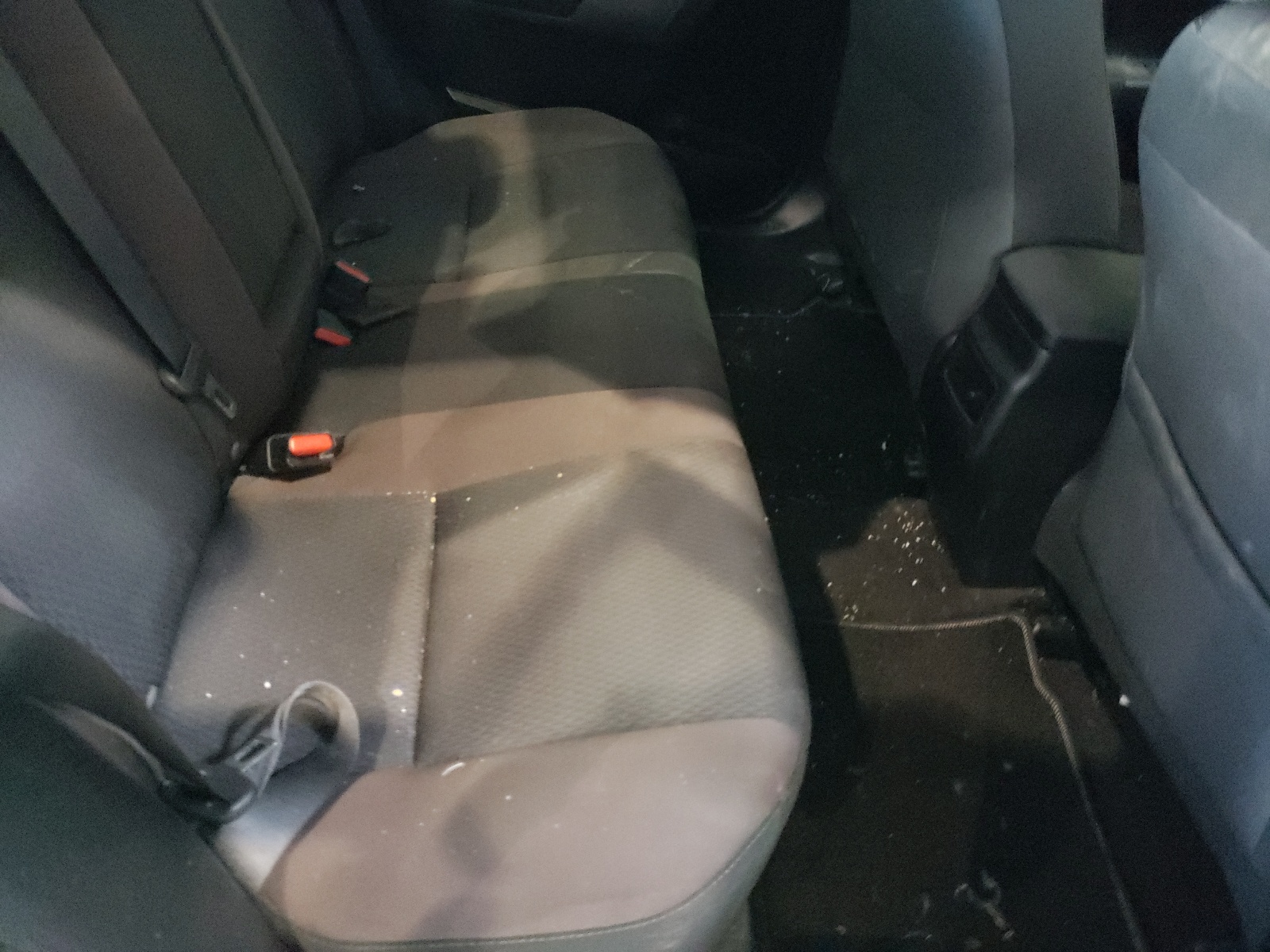Photo 5 from auction – 2018 TOYOTA COROLLA L with VIN 5YFBURHE3JP752963