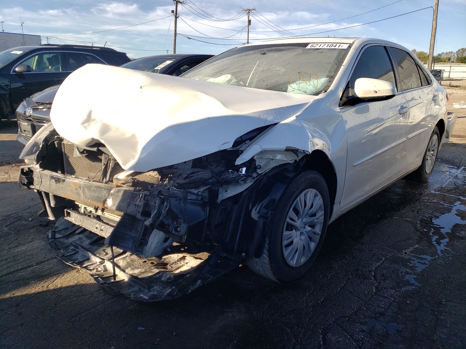 Photo 2 from auction – 2017 TOYOTA CAMRY LE with VIN 4T1BF1FK9HU369347