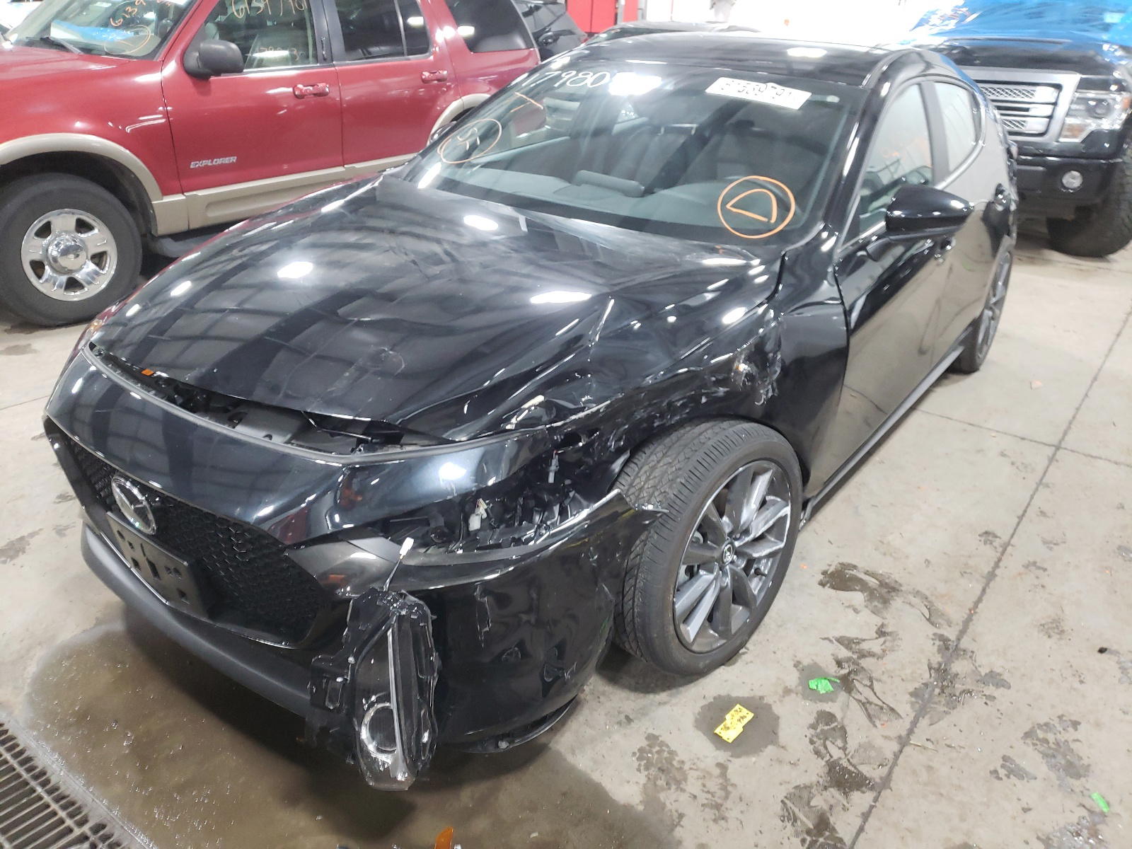 Photo 2 from auction – 2021 MAZDA 3 SELECT with VIN JM1BPBKL3M1345997