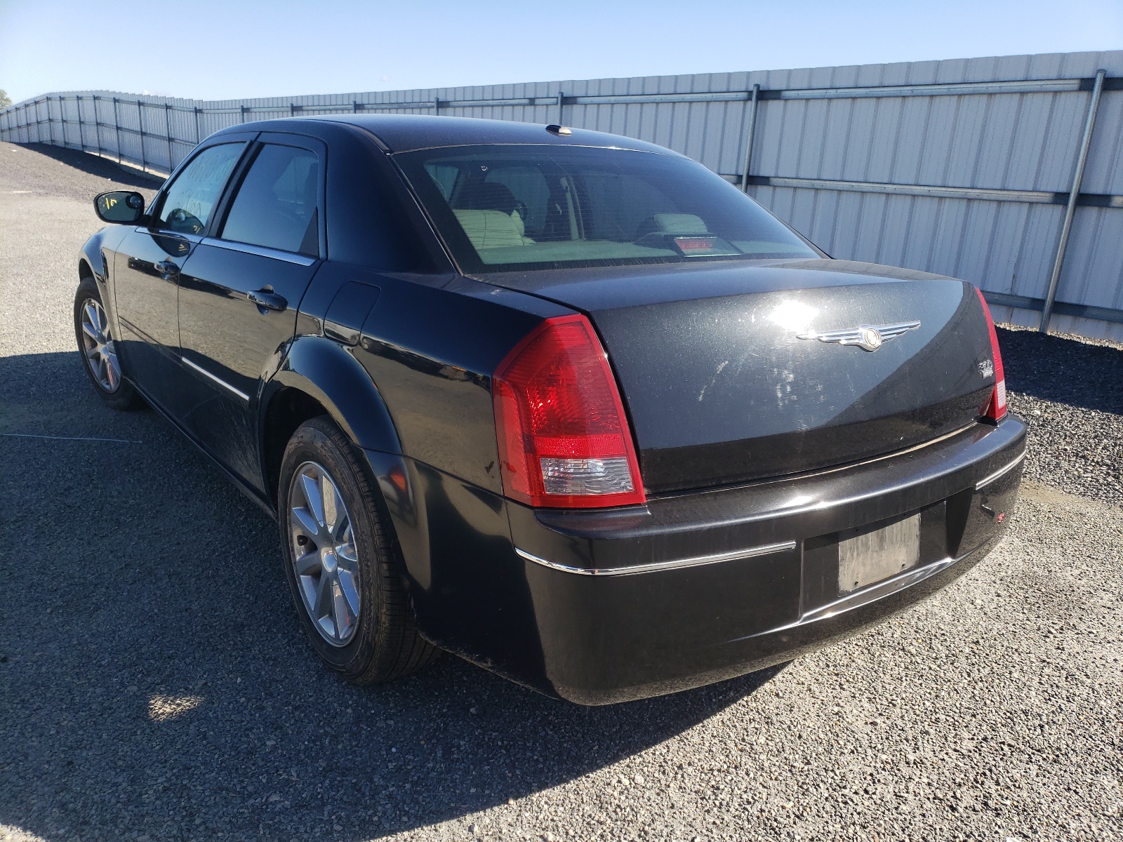 Фото 3 с аукциона – 2007 CHRYSLER 300 с VIN 2C3KA53G27H659283