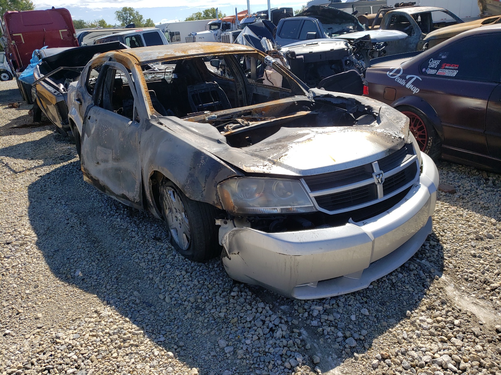 DODGE AVENGER SX 2010 z numerem VIN 1B3CC4FB7AN199445 - Zdjęcie z aukcji