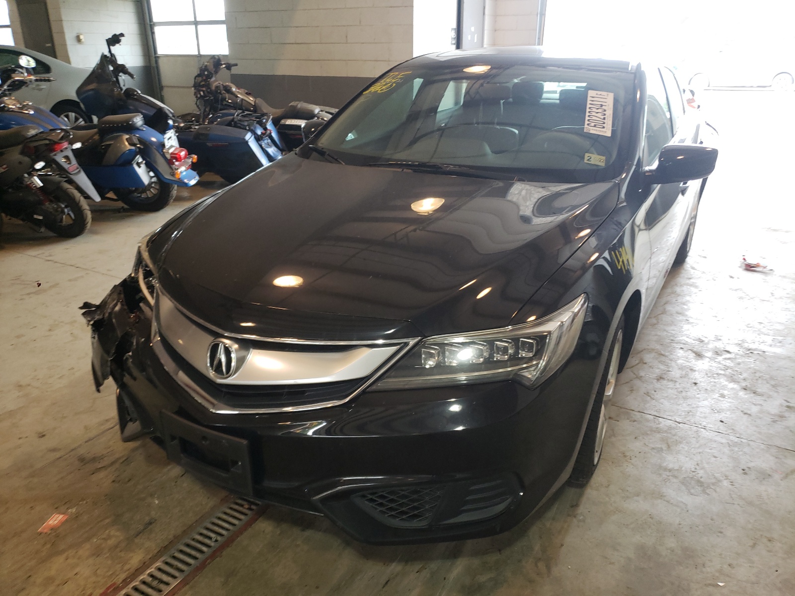 Photo 2 from auction – 2018 ACURA ILX BASE W with VIN 19UDE2F37JA003037