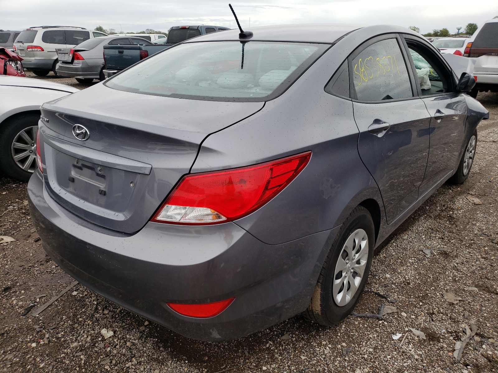 Photo 4 from auction – 2017 HYUNDAI ACCENT SE with VIN KMHCT4AE9HU297209