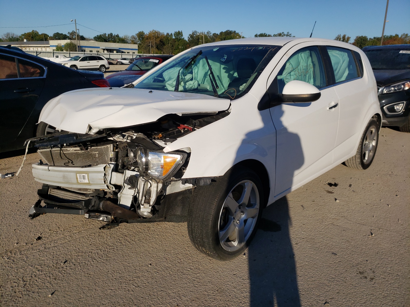 Photo 2 from auction – 2014 CHEVROLET SONIC LTZ with VIN 1G1JE6SB5E4202297
