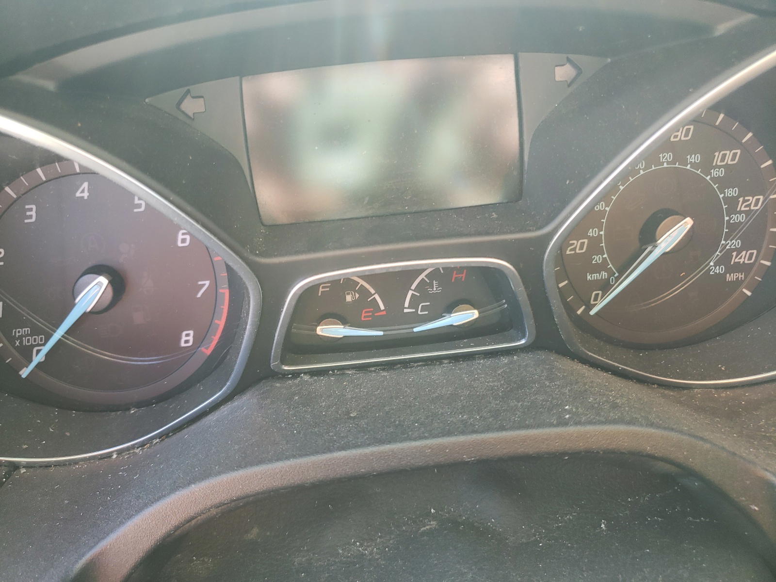 Photo 12 from auction – 2014 FORD FOCUS SE with VIN 1FADP3K28EL276855