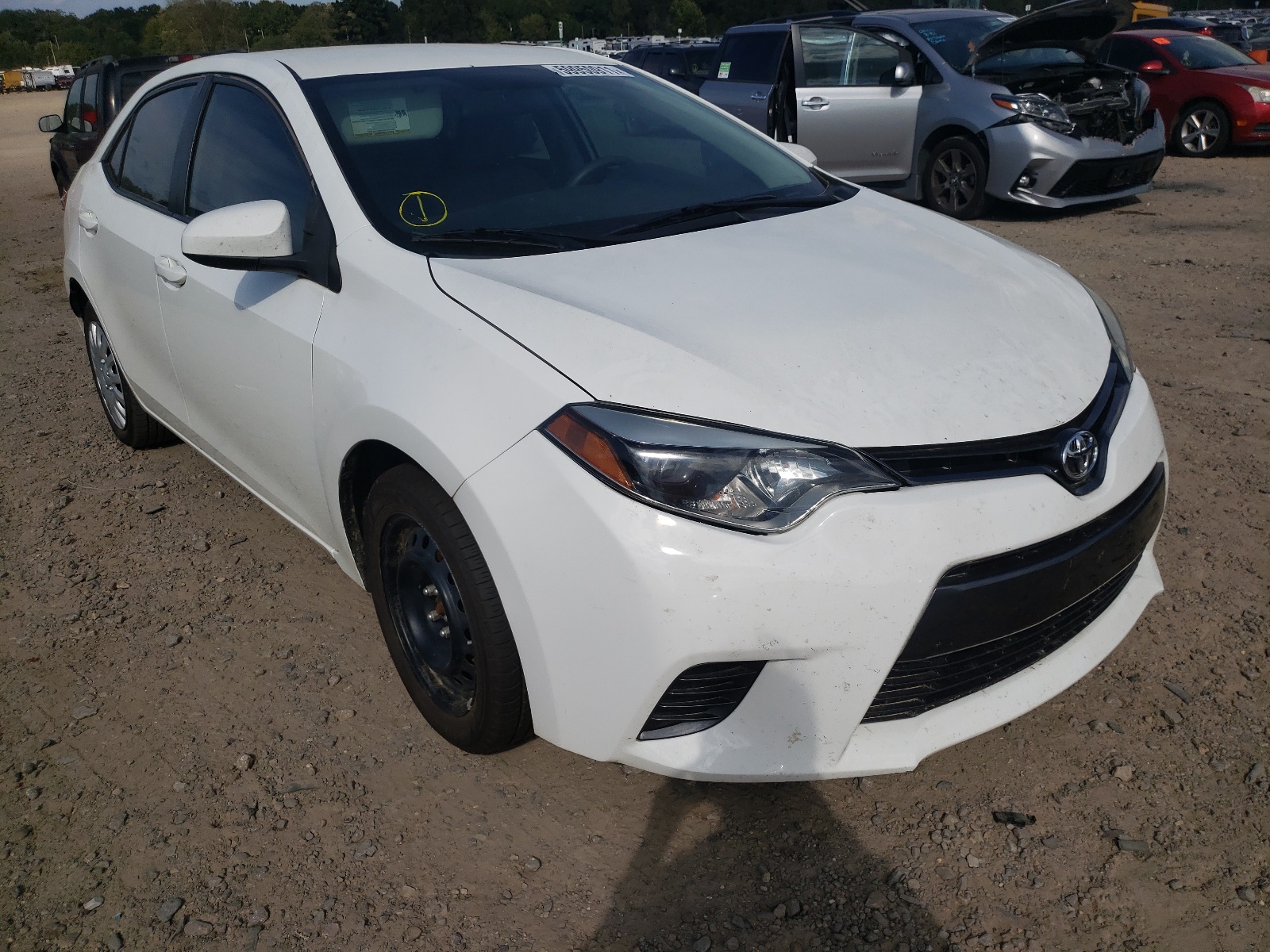Photo 1 from auction – 2015 TOYOTA COROLLA L with VIN 5YFBURHE7FP307830