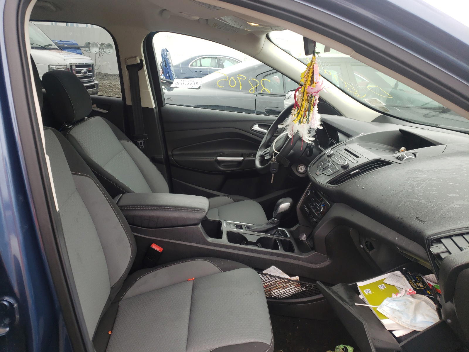 Photo 5 from auction – 2018 FORD ESCAPE SE with VIN 1FMCU9GD7JUC84411