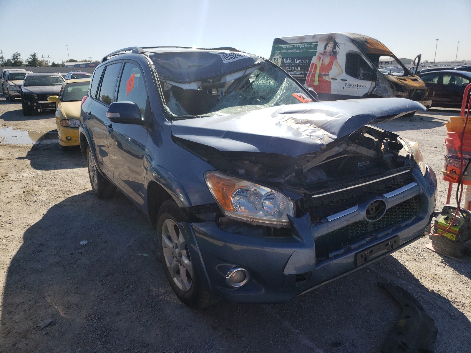Photo 1 from auction – 2009 TOYOTA RAV4 LIMIT with VIN JTMZF31V895012432