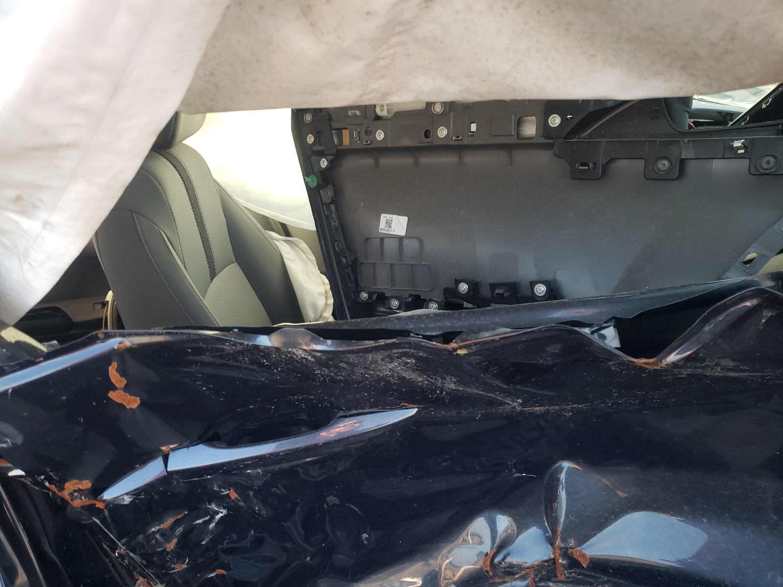 Photo 5 from auction – 2019 HONDA CIVIC LX with VIN 2HGFC2F6XKH553635