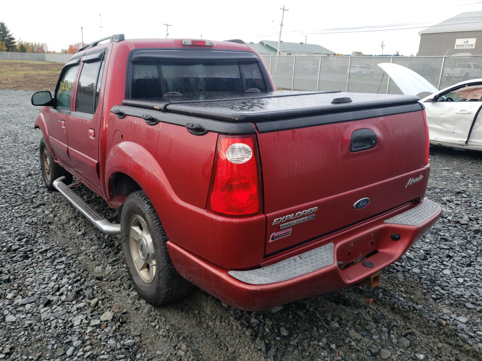 Photo 3 from auction – 2005 FORD EXPLORER S with VIN 1FMZU77K95UA58616
